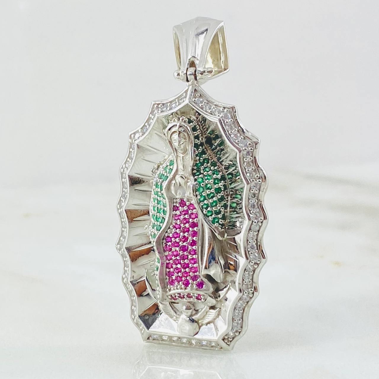 Dije Virgen Guadalupe 15.15gr / 5.3cm / Oro Blanco 18K