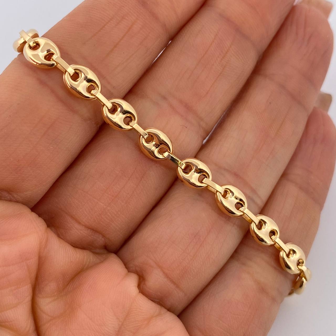 Pulso GC 4.65gr / 19.3cm / Oro 18K &