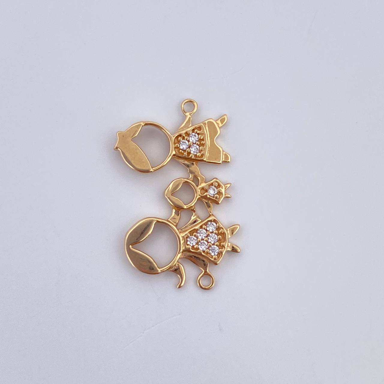 Herraje Familia 1gr / 1.8cm / Oro 18K &