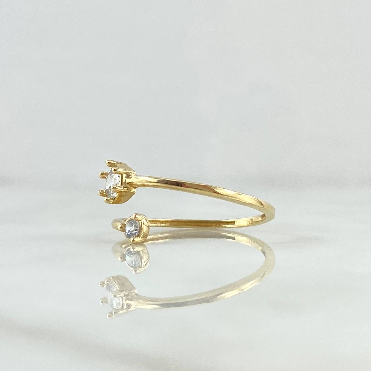 Anillo Solitario Doble 1.55gr / T7 1/2 / Circones Blancos Oro Amarillo 18K *