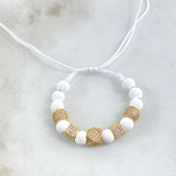 Pulsera Blanca Tetradecágono Cubo Bola de Fuego 4.75gr / 6mm-5mm Circones Blancos 5und Oro Amarillo 18K