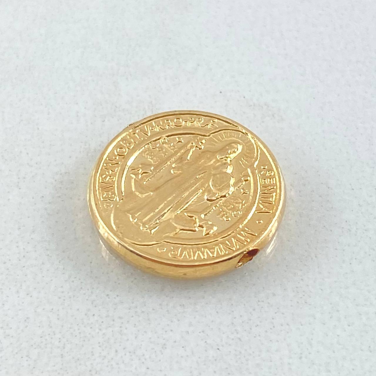 Herraje San Benito 0.9gr / 2.4cm / Oro 18K