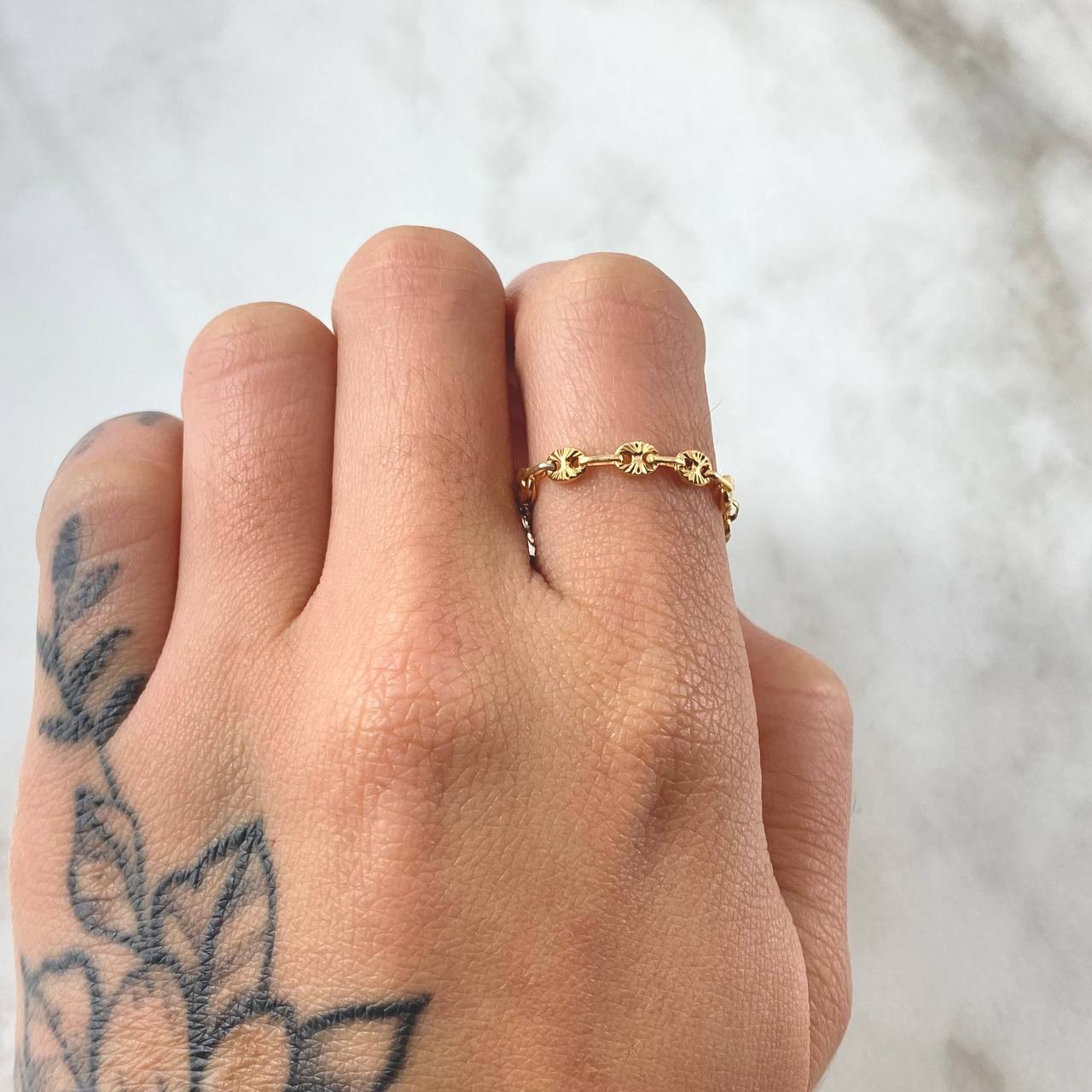 Anillo GC 0.65gr / T5 - T5 1/2 / Oro 18K