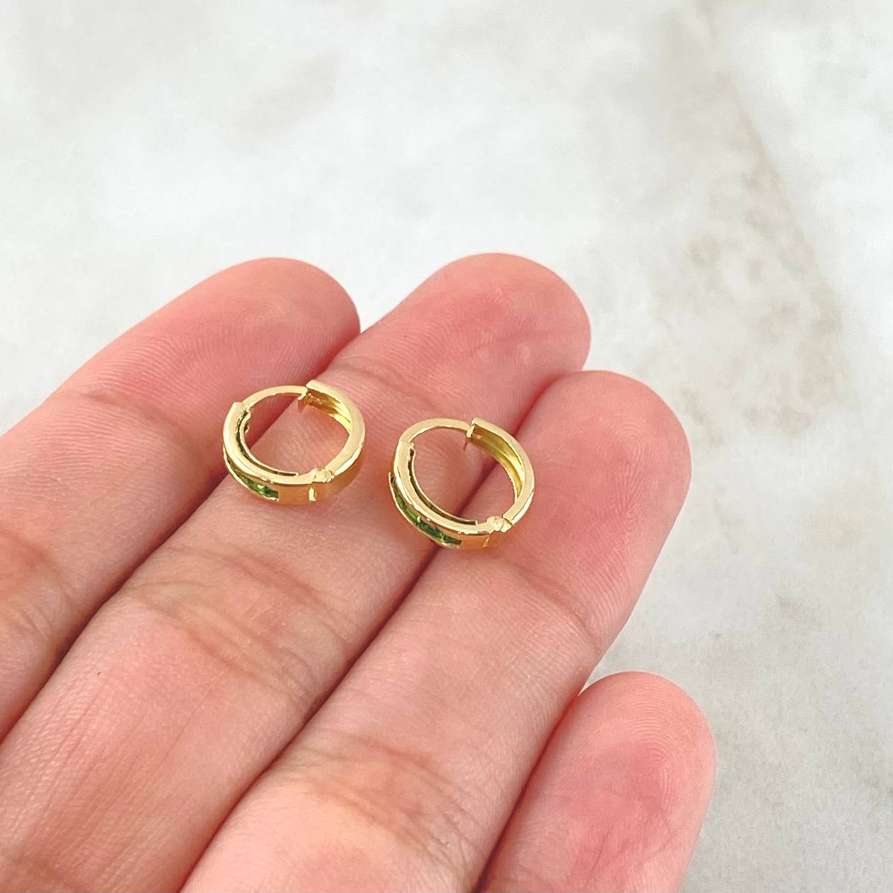 Candongas Carril 0.8gr / 1cm / Oro 18K