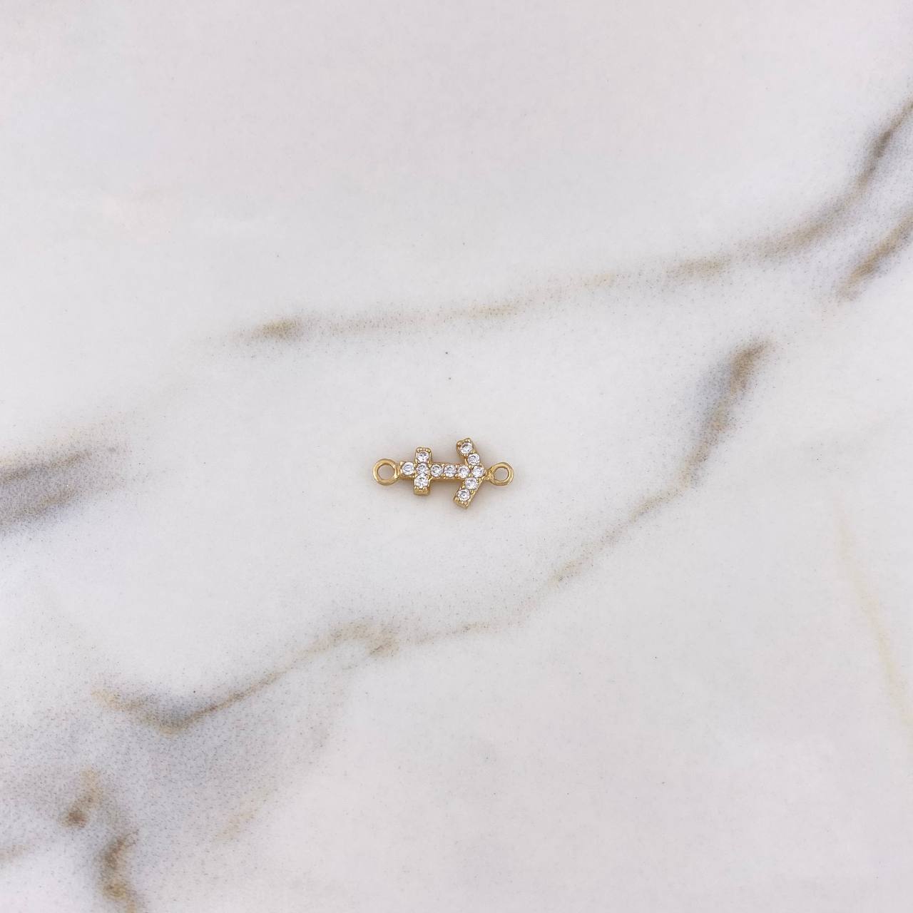 Herraje Ancla 0.55gr / 1.4cm / Circones Blancos Oro Amarillo 18K $