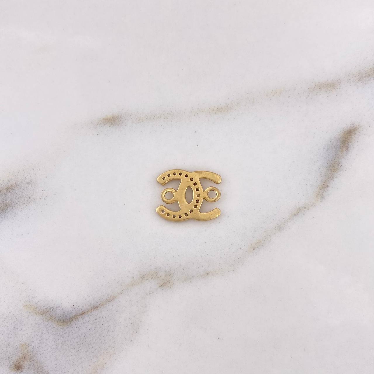 Herraje CC 0.9gr / 1.3cm / Circones Blancos Oro Amarillo 18K $