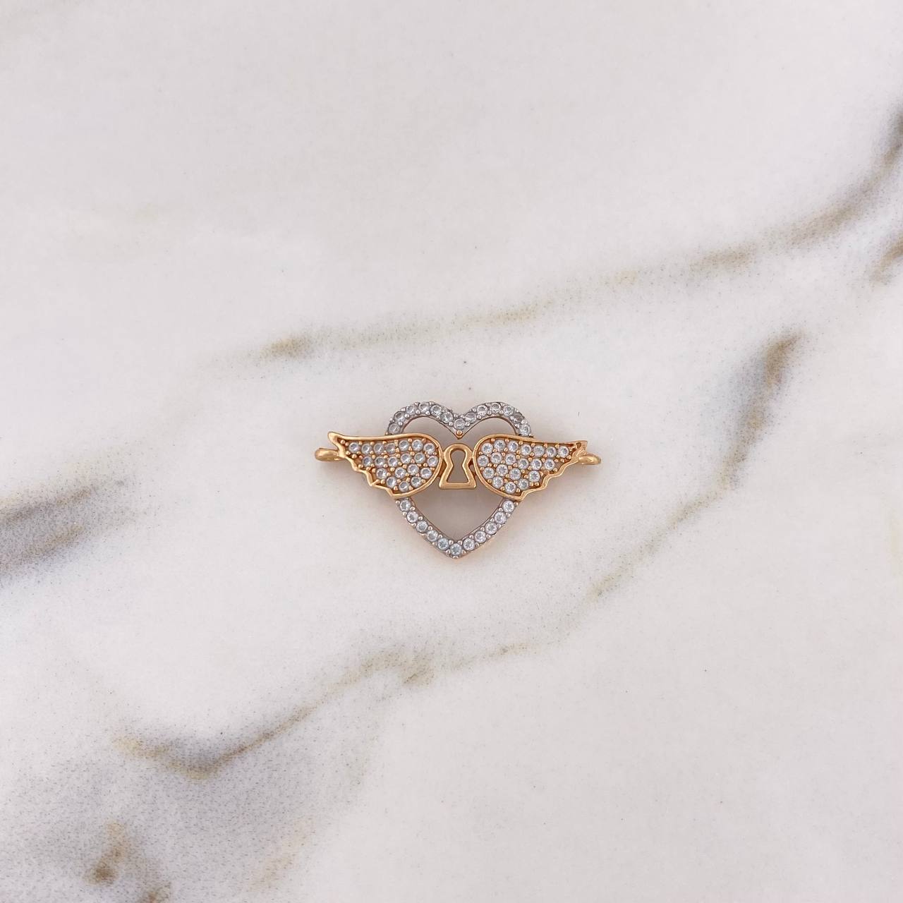 Herraje Corazon Alas 2.05gr / 2.6cm / Circones Blancos Dos Oros Blanco Rosa 18K $
