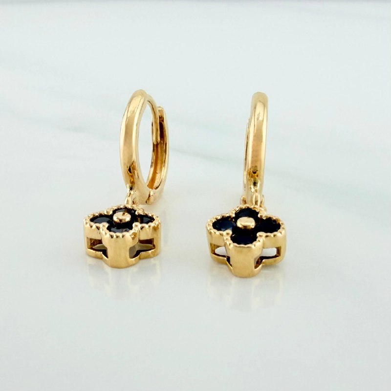 Candongas Trebol 3.3 g / 2.3 cm Oro Amarillo 18K
