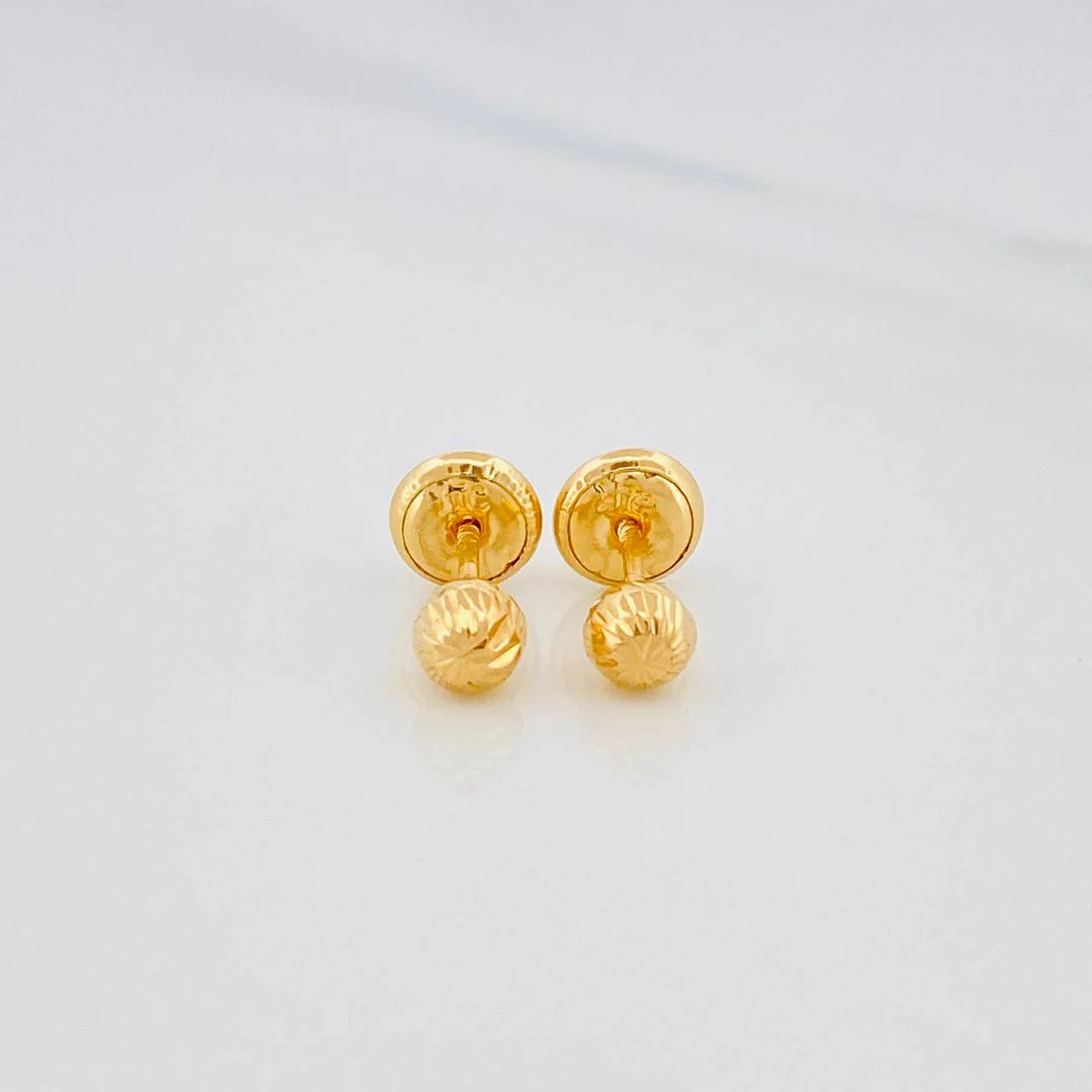 Topos Bola Diamantada 0.5 g / 4 mm Oro Amarillo 18K