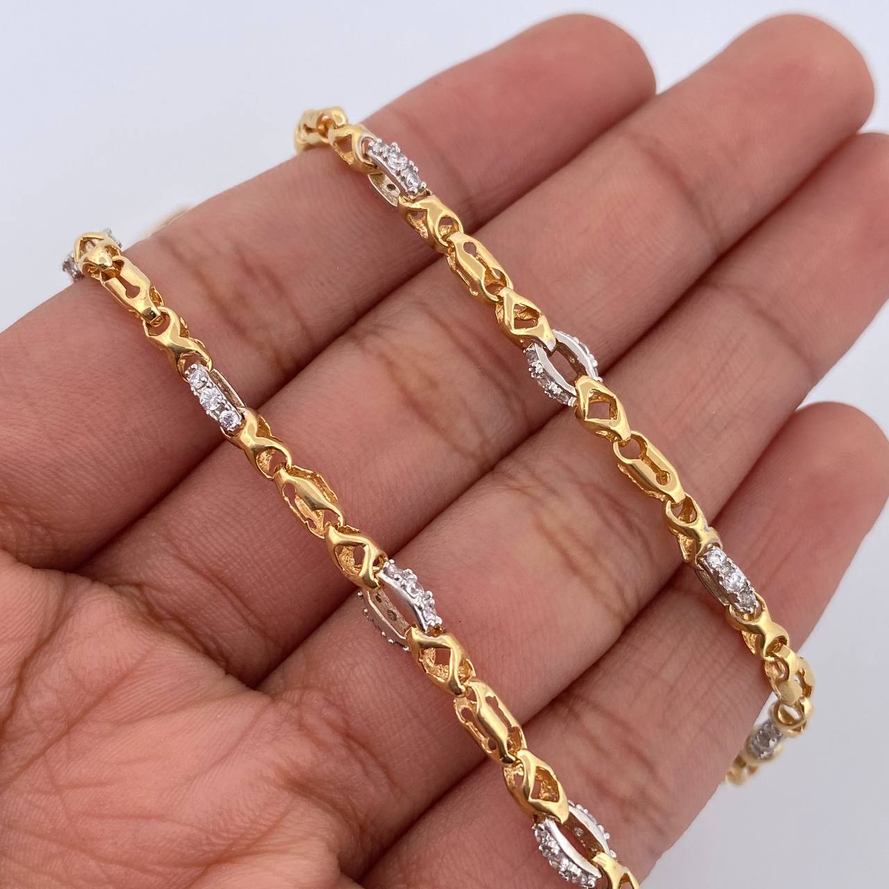 Cadena Rustica Rombos 17.4gr / 51cm / Oro 18K $