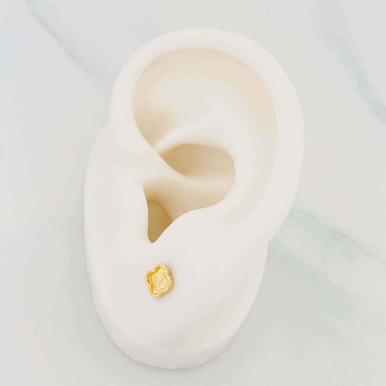 Topos Trebol Diamantado 0.75g / 5mm Oro Amarillo 18K