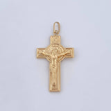 Dije Cruz Cristo San Benito 2.75gr / 4.2cm / Oro 18K $
