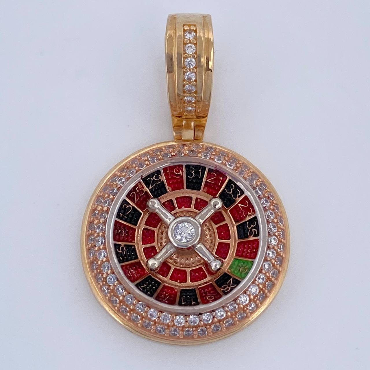 Dije Ruleta 7.1gr / 3cm / Oro 18K $