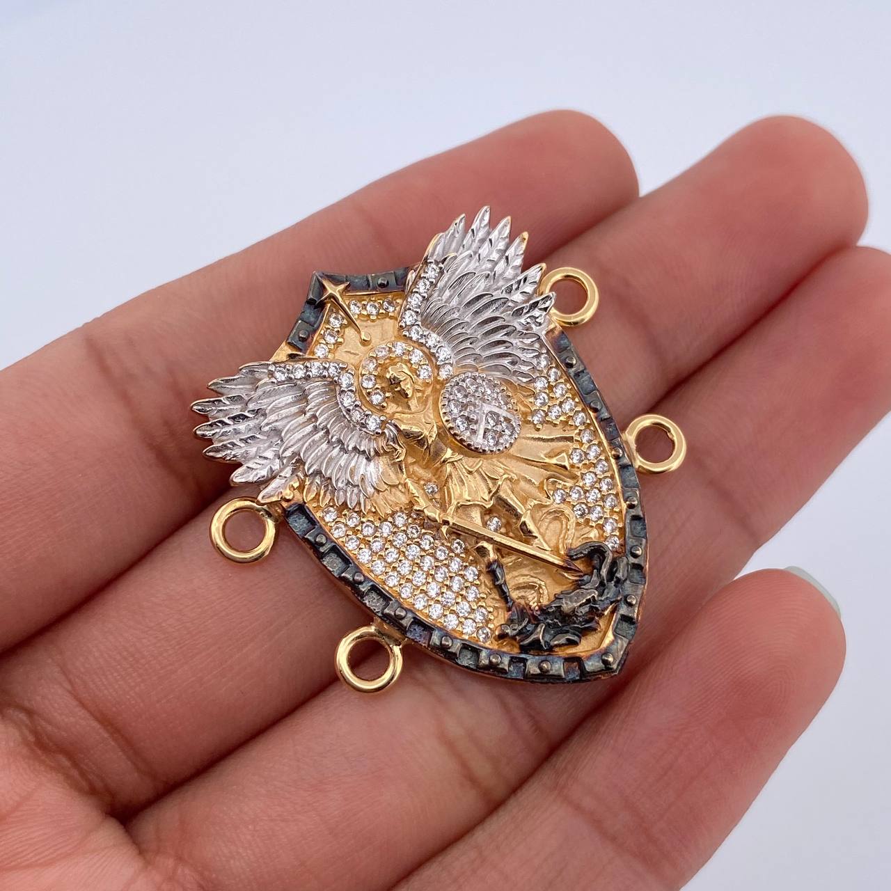 Herraje San Miguel Arcángel 9.5gr / 3.5cm / Oro 18K $