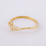 Anillo Lineas Curva Cruz 1.2 g / T7 3/4 Oro Amarillo 18K