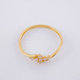 Anillo Lineas Curva Cruz 1.2 g / T7 3/4 Oro Amarillo 18K