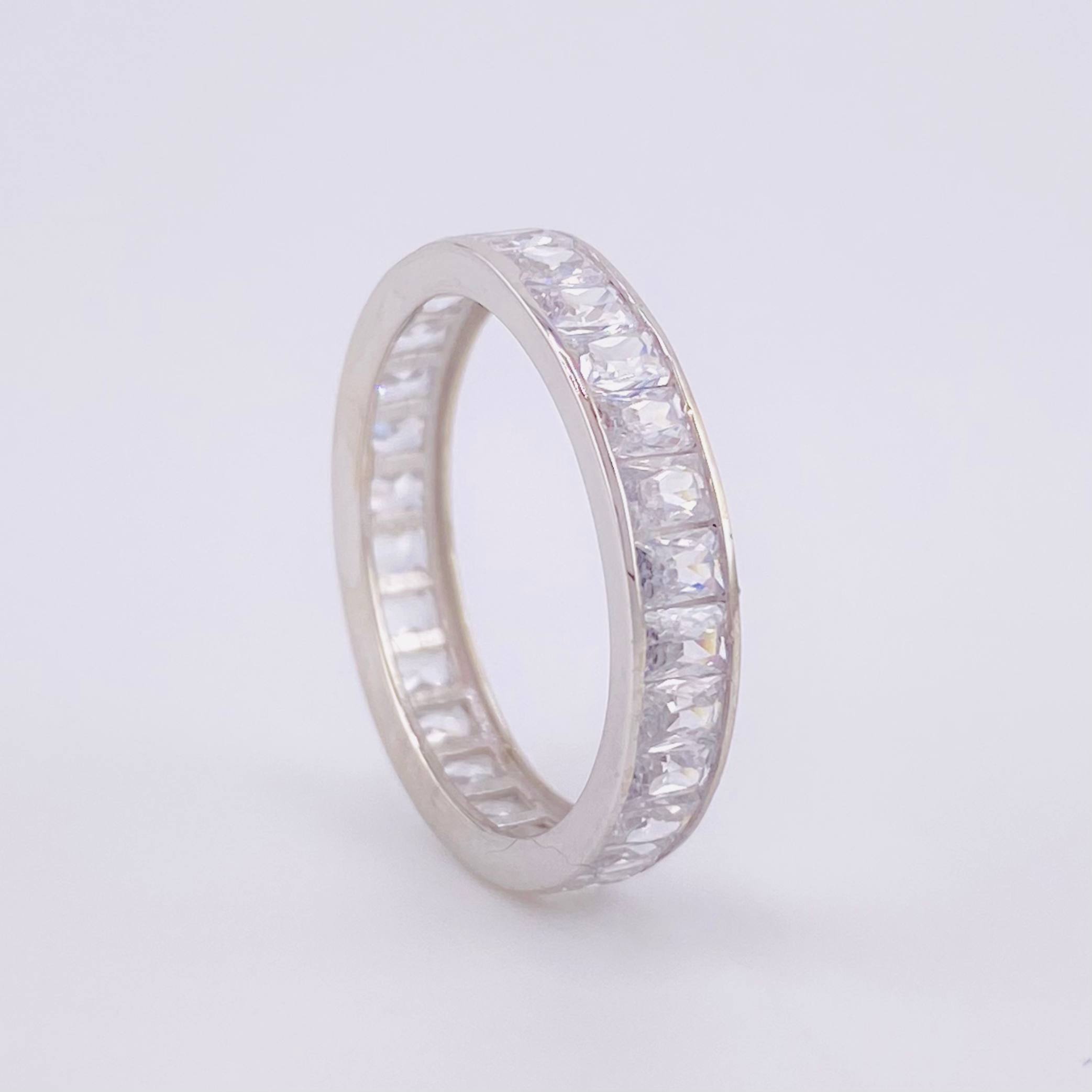 Anillo Carril Tupido 2.55 g / T6 Oro Blanco 18K