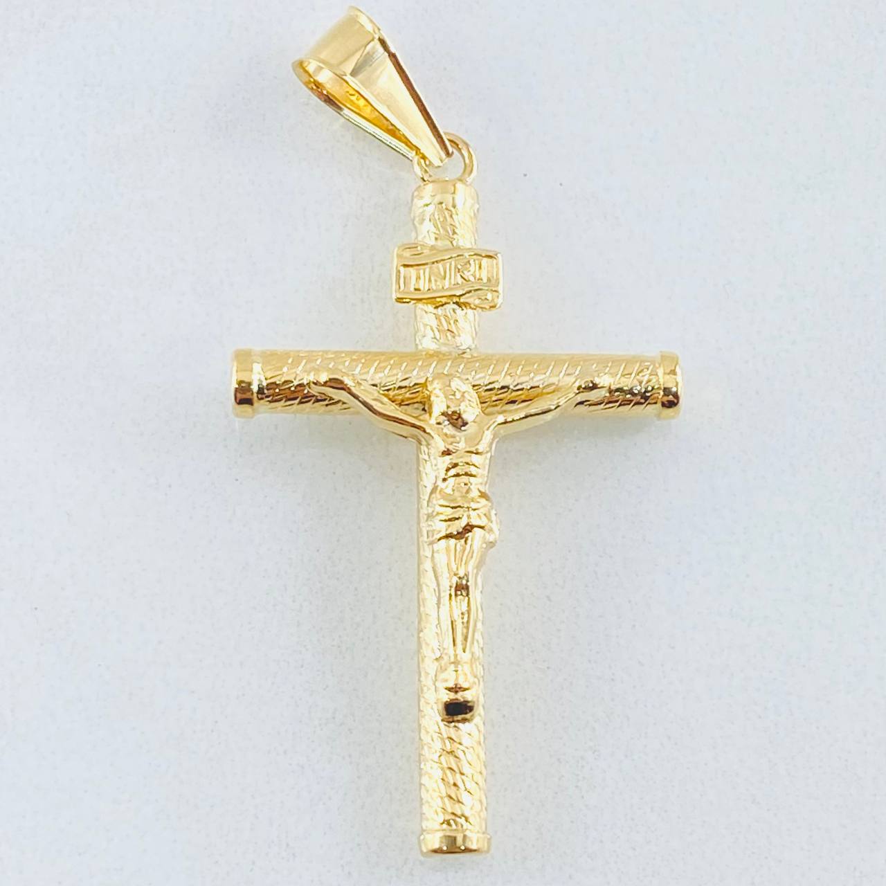 Dije Cruz Cristo 3.05gr / 5.8cm / Oro Amarillo 18K