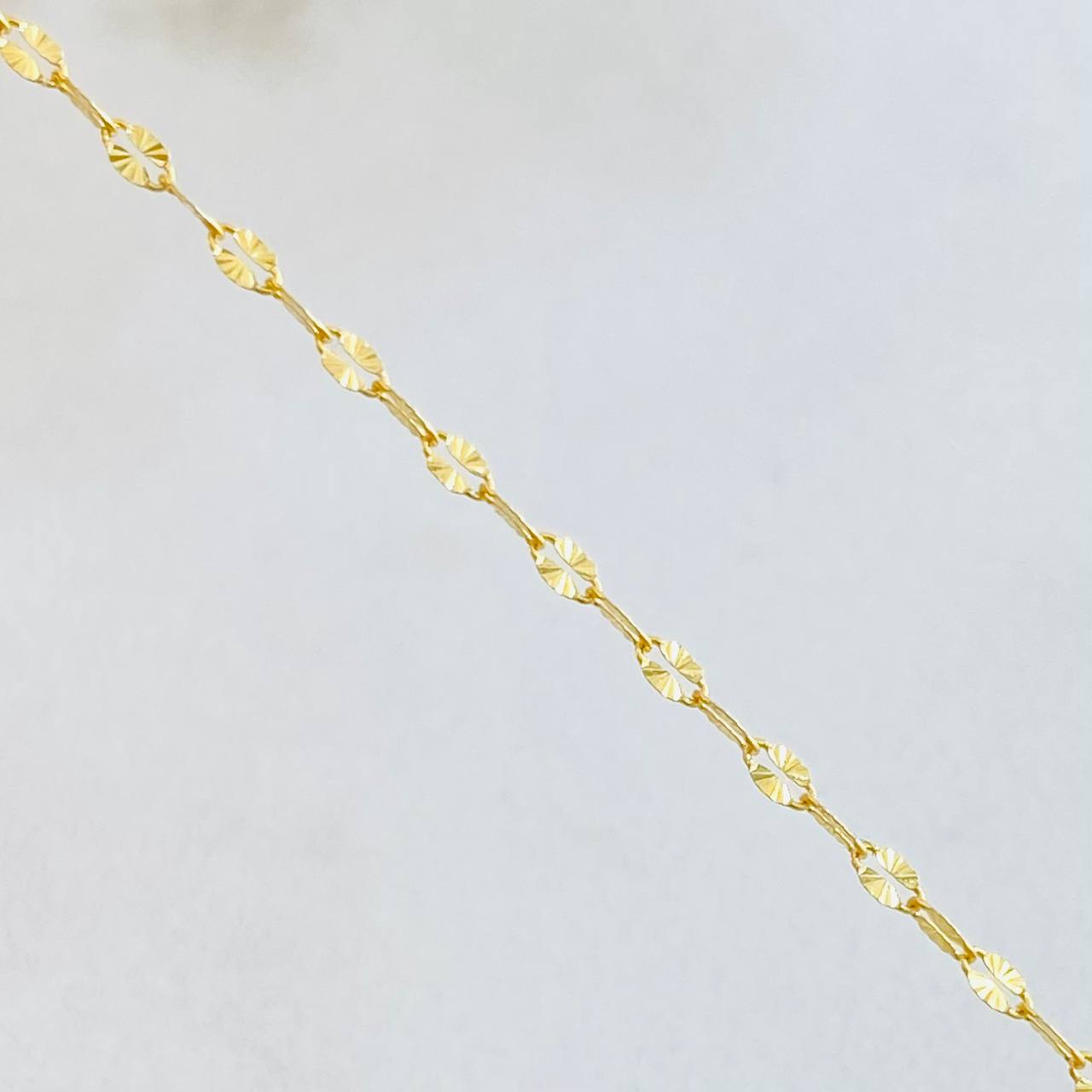 Cadena Flor Espejo 0.8gr / 45cm / Oro Amarillo +3 18K *