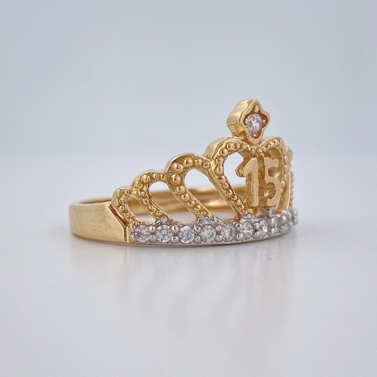 Anillo Corona Corazon 15s 3.7gr / T7 1/2 / Dos Oros Amarillo Blanco 18K $
