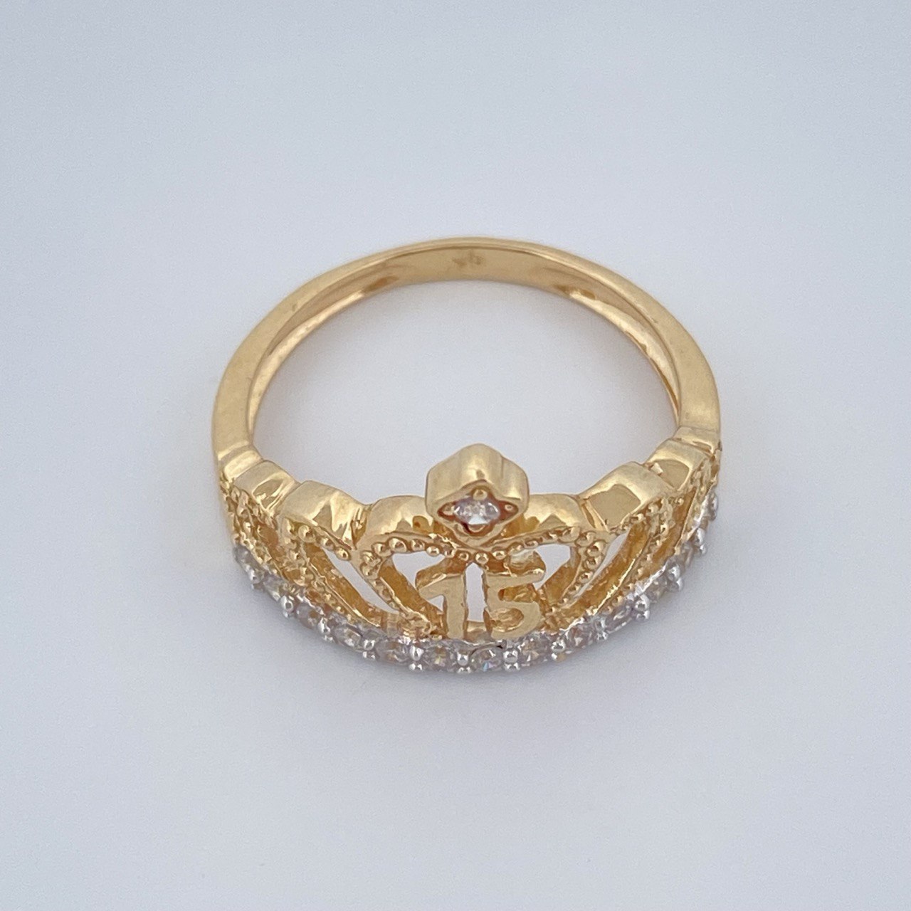 Anillo Corona Corazon 15s 3.7gr / T7 1/2 / Dos Oros Amarillo Blanco 18K $