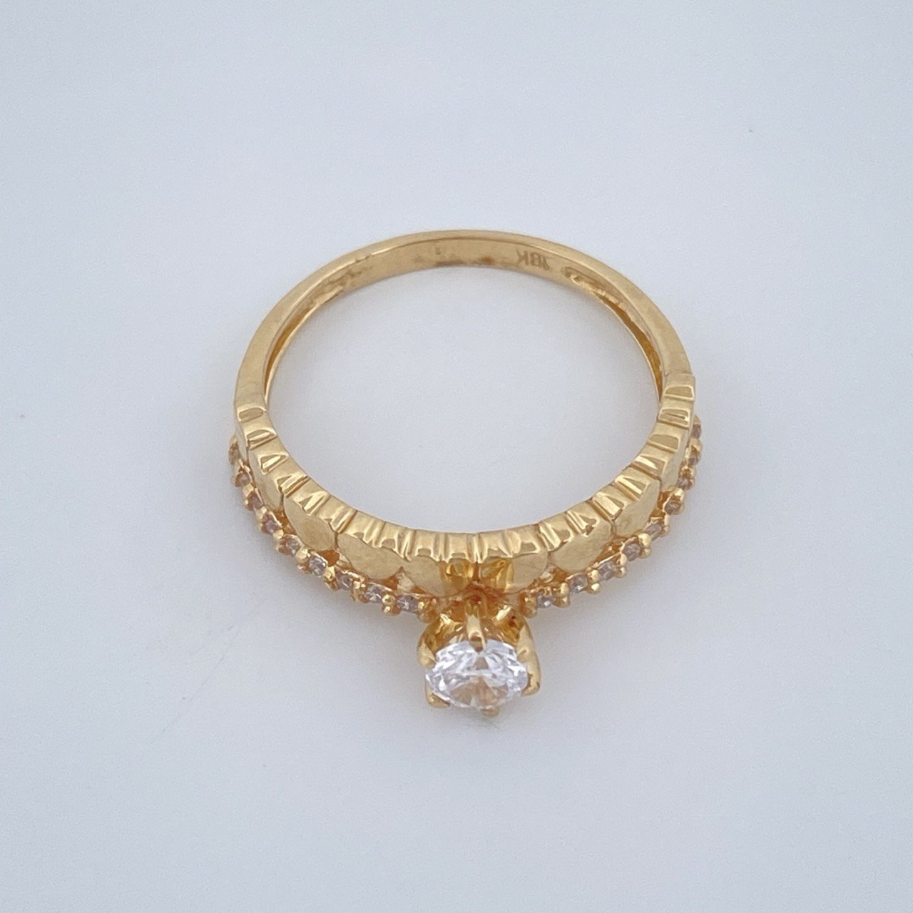 Anillo Solitario Churumbela Corazones 2.35gr / T6 / Oro Amarillo 18K $