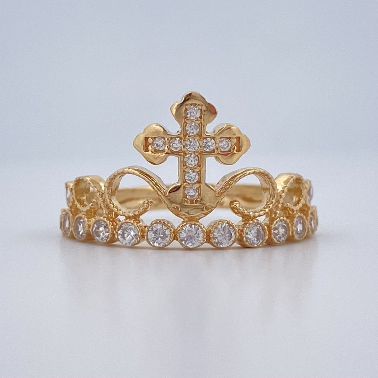 Anillo Corona Cruz 2.4gr / T6 1/4 / Oro Amarillo 18K $