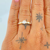 Anillo Solitario Trio 3.05gr / T7 1/4 / Oro Amarillo 18K $