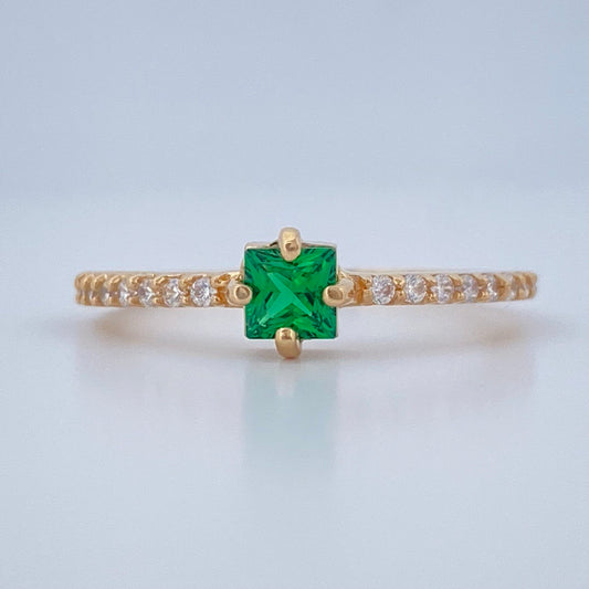 Anillo Solitario Cuadrado 1.85gr / T7 1/4 / Oro Amarillo 18K $