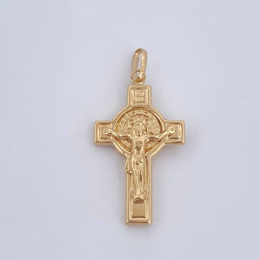 Dije Cruz Cristo San Benito 2gr / 3.5cm / Oro 18K $