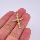 Dije Cruz Cristo 1.95 g / 3 cm Dos Oros Amarillo Blanco 18K