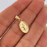 Dije Virgen María Uxiliadora 0.7gr / 2.4cm / Oro 18K $