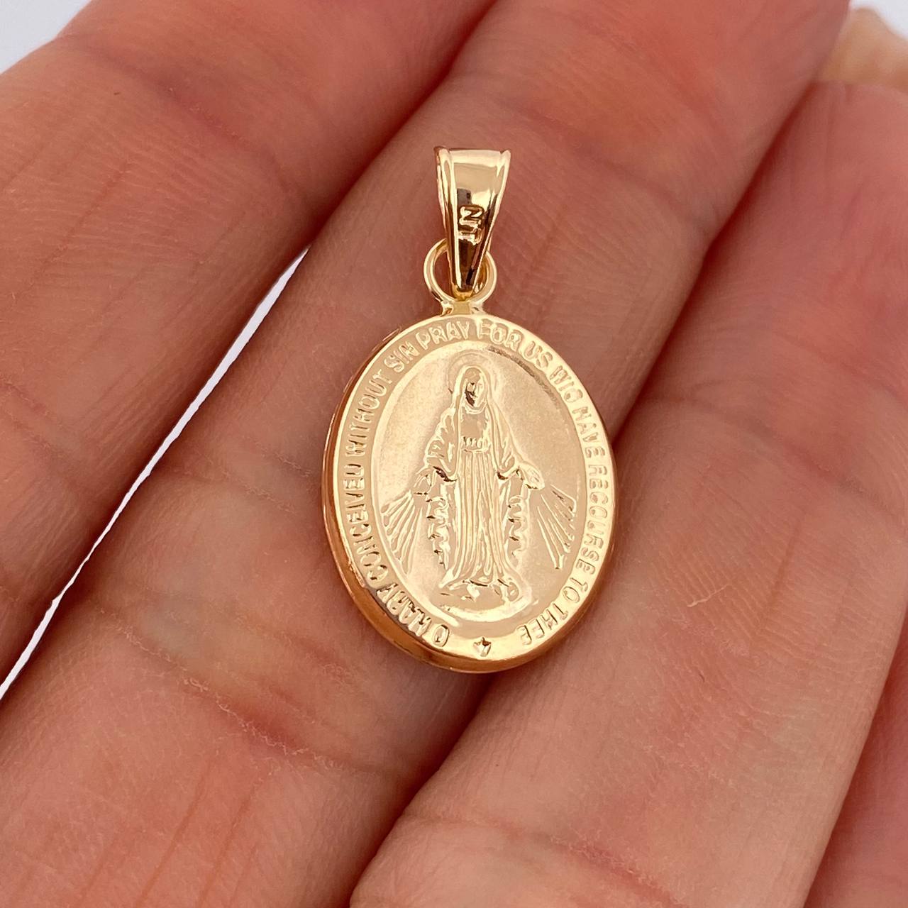 Dije Virgen Milagrosa 1gr / 2.5cm / Oro 18K $