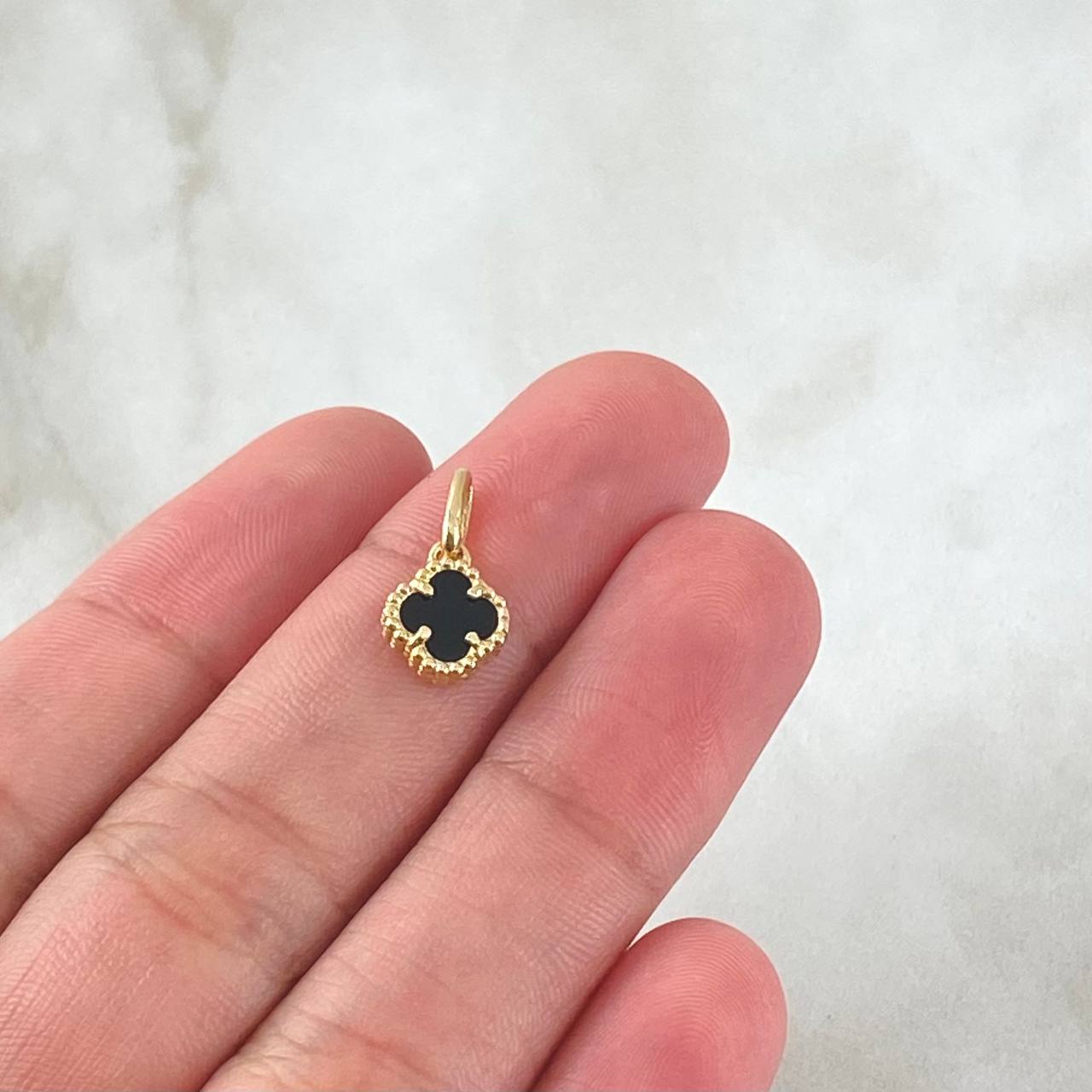 Dije Trebol Negro 1gr / 1.5cm / Oro Amarillo Nac.Esp. 18K *