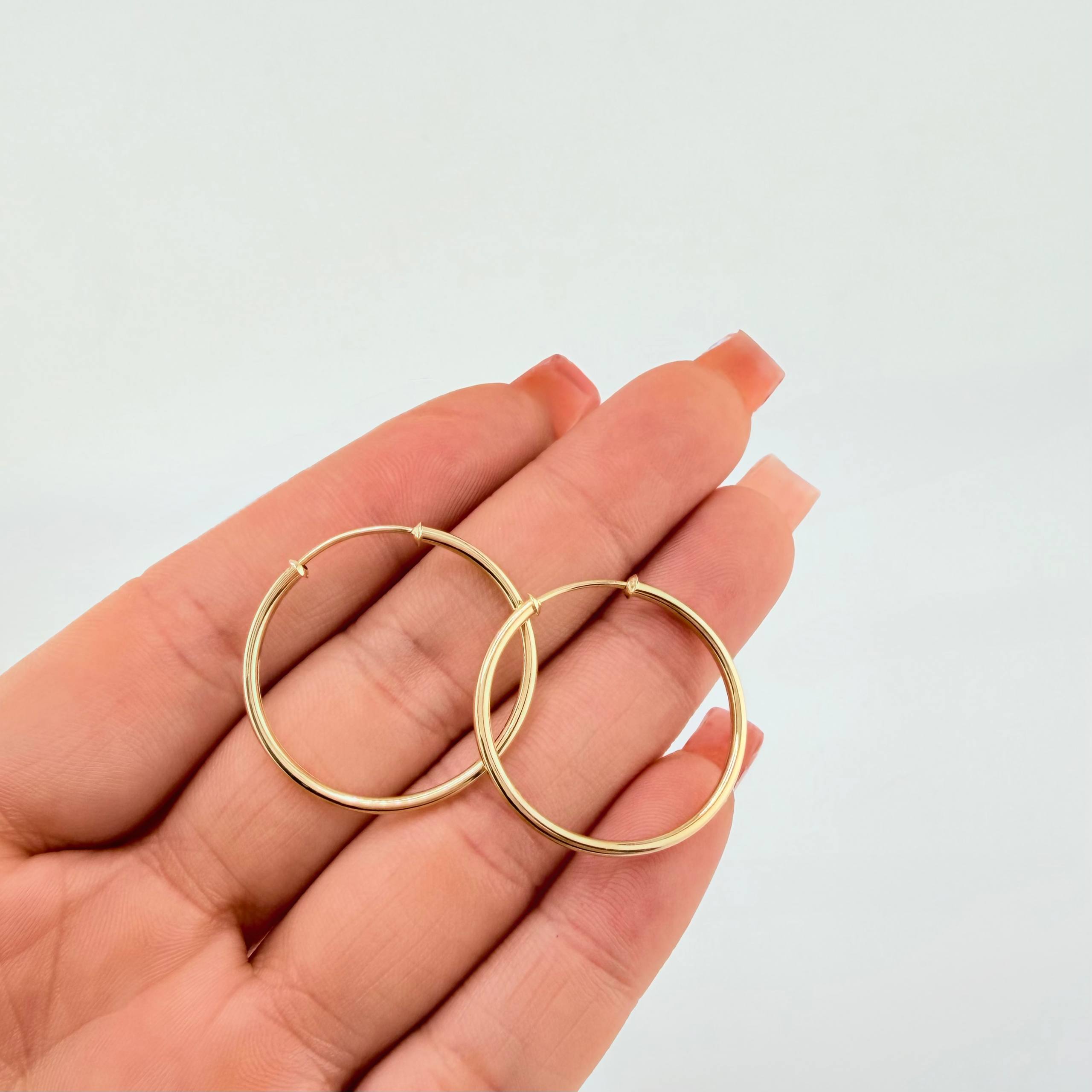 Candongas Aro Liso 2.2gr / 2.8cm / Oro Amarillo 18K ©