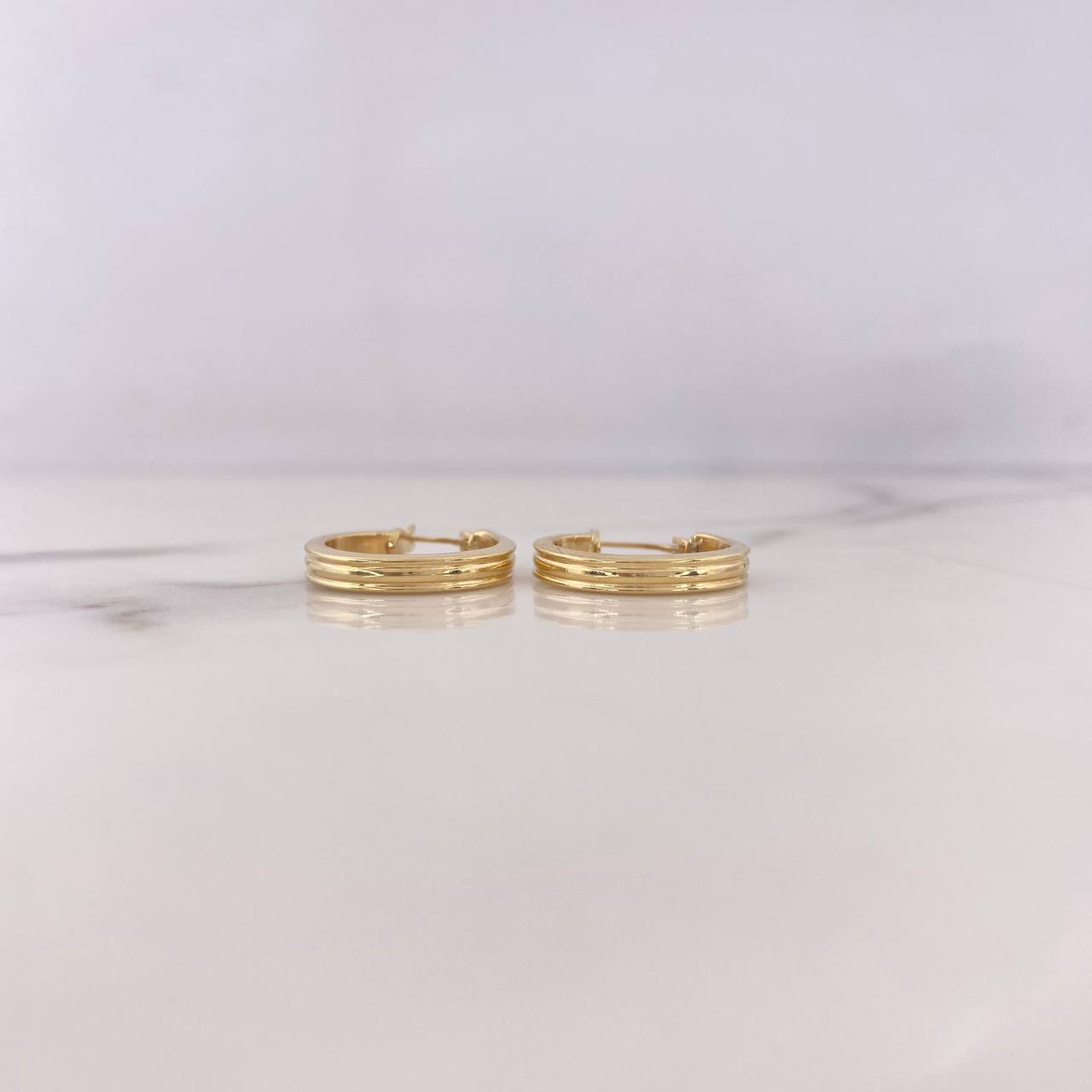 Candongas Andy 1.85gr / 2cm / Rayadas Oro Amarillo 18K $