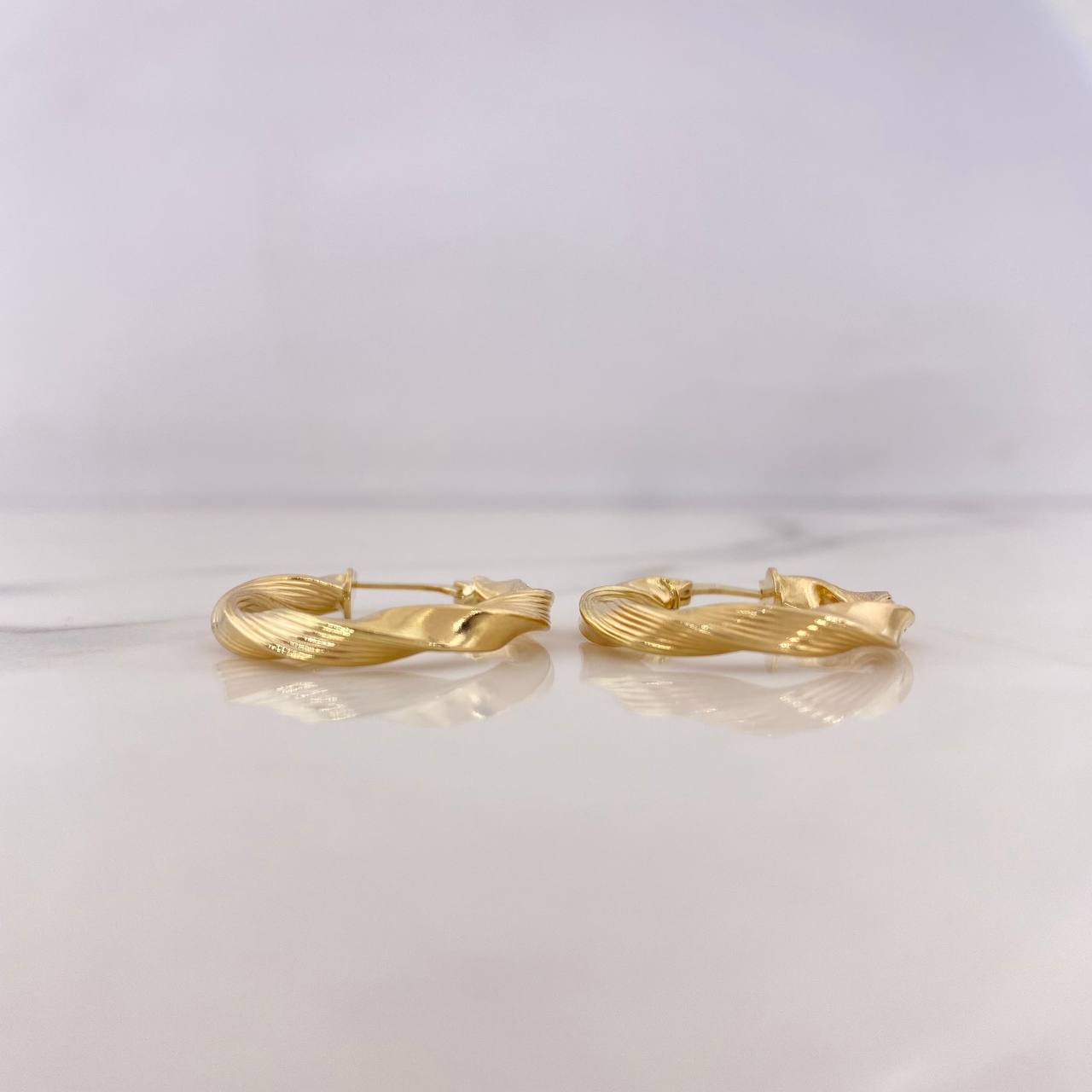 Candongas Jenn 2.45gr / 2.5cm / Espiral Rayadas Oro Amarillo 18K #
