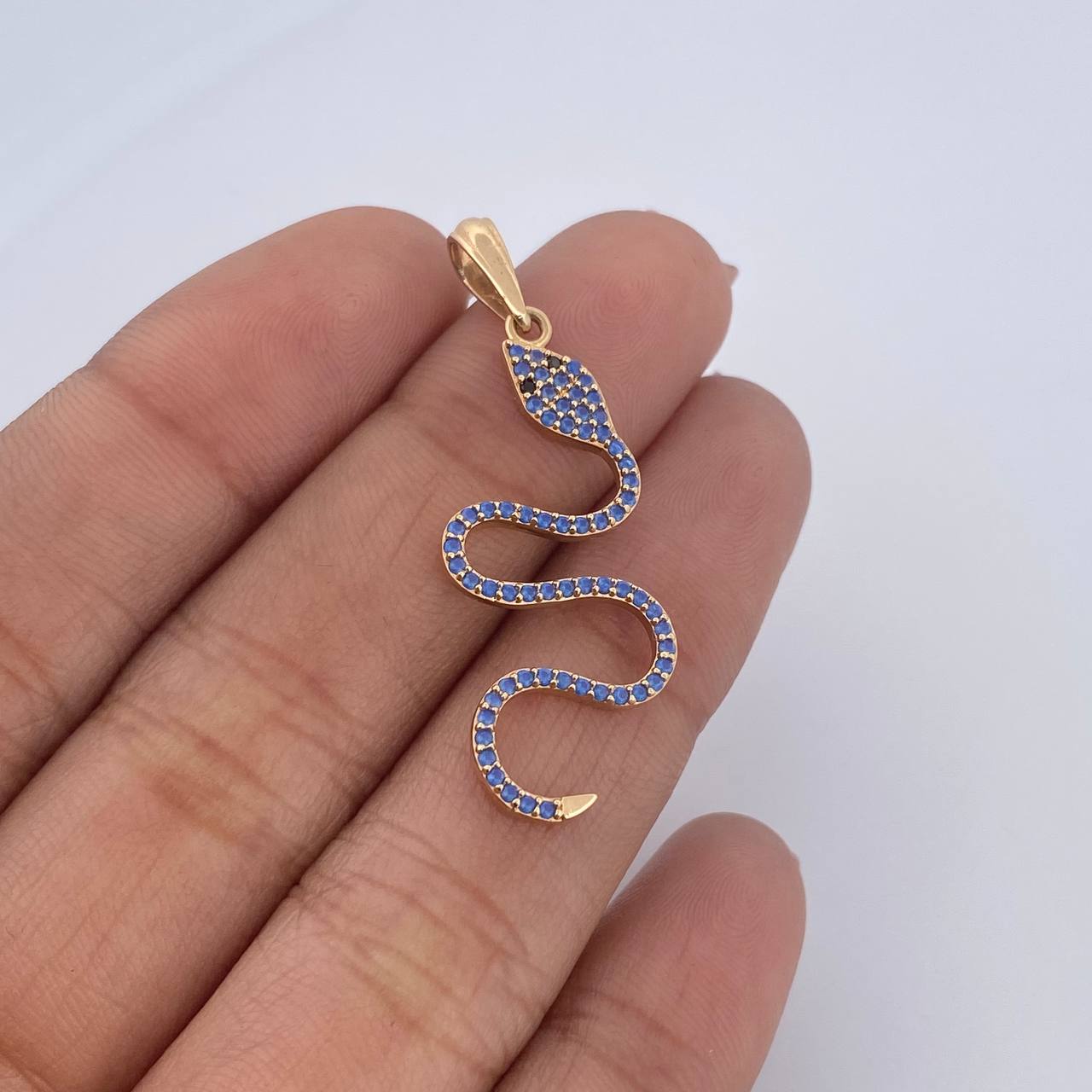 Dije Serpiente 1.75gr / 3.9cm / Circones Azules Negros  Oro Amarillo 18K &