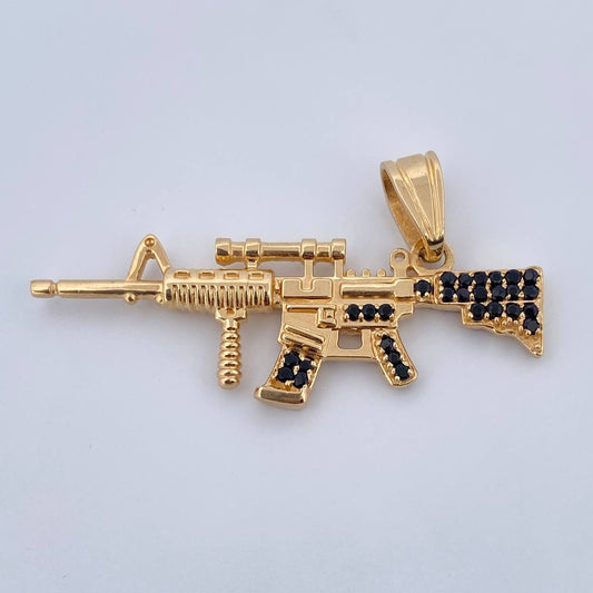 Dije Arma Fusil M 9.2gr / 4.7cm / Circones Negros Oro Amarillo 18K &