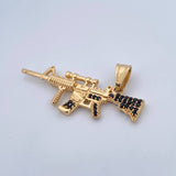 Dije Arma Fusil M 9.2gr / 4.7cm / Circones Negros Oro Amarillo 18K &
