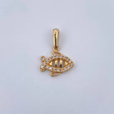 Dije Pez 1.1gr / 1.9cm / Circones Blancos Oro Amarillo 18K &