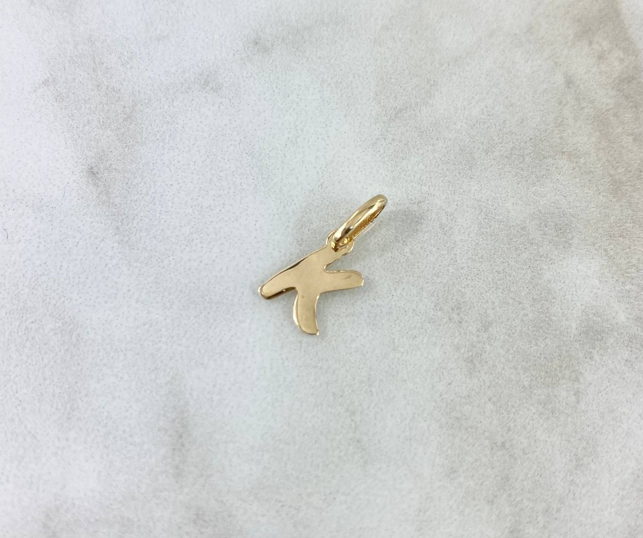 Dije Letra K Cursiva 0.4gr / 1.6cm / Lisa Oro Amarillo 18K