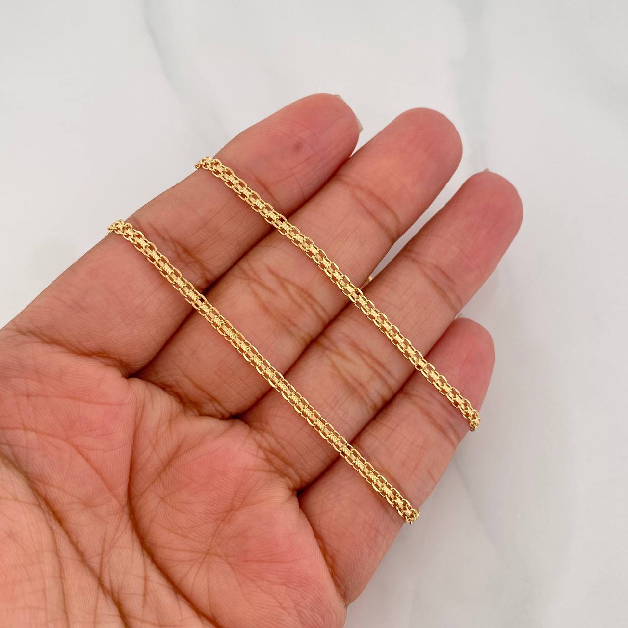Cadena China 5.5g / 60cm / 2.11mm Oro Amarillo 18K