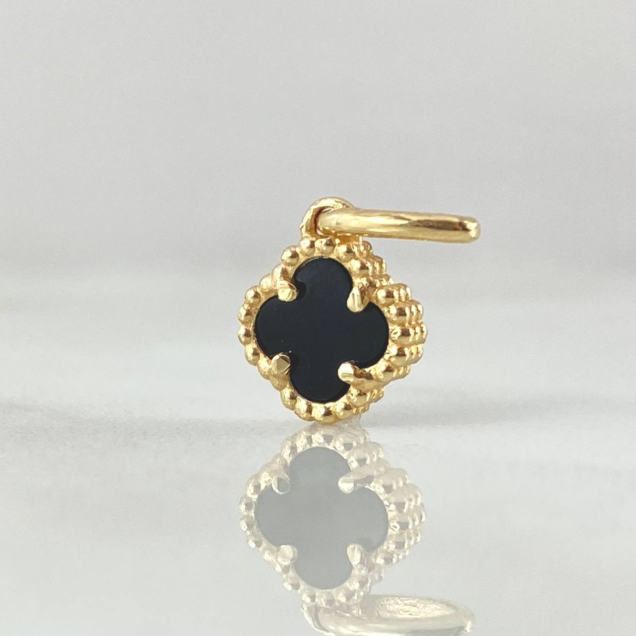 Dije Trebol Negro 1gr / 1.5cm / Oro Amarillo Nac.Esp. 18K *