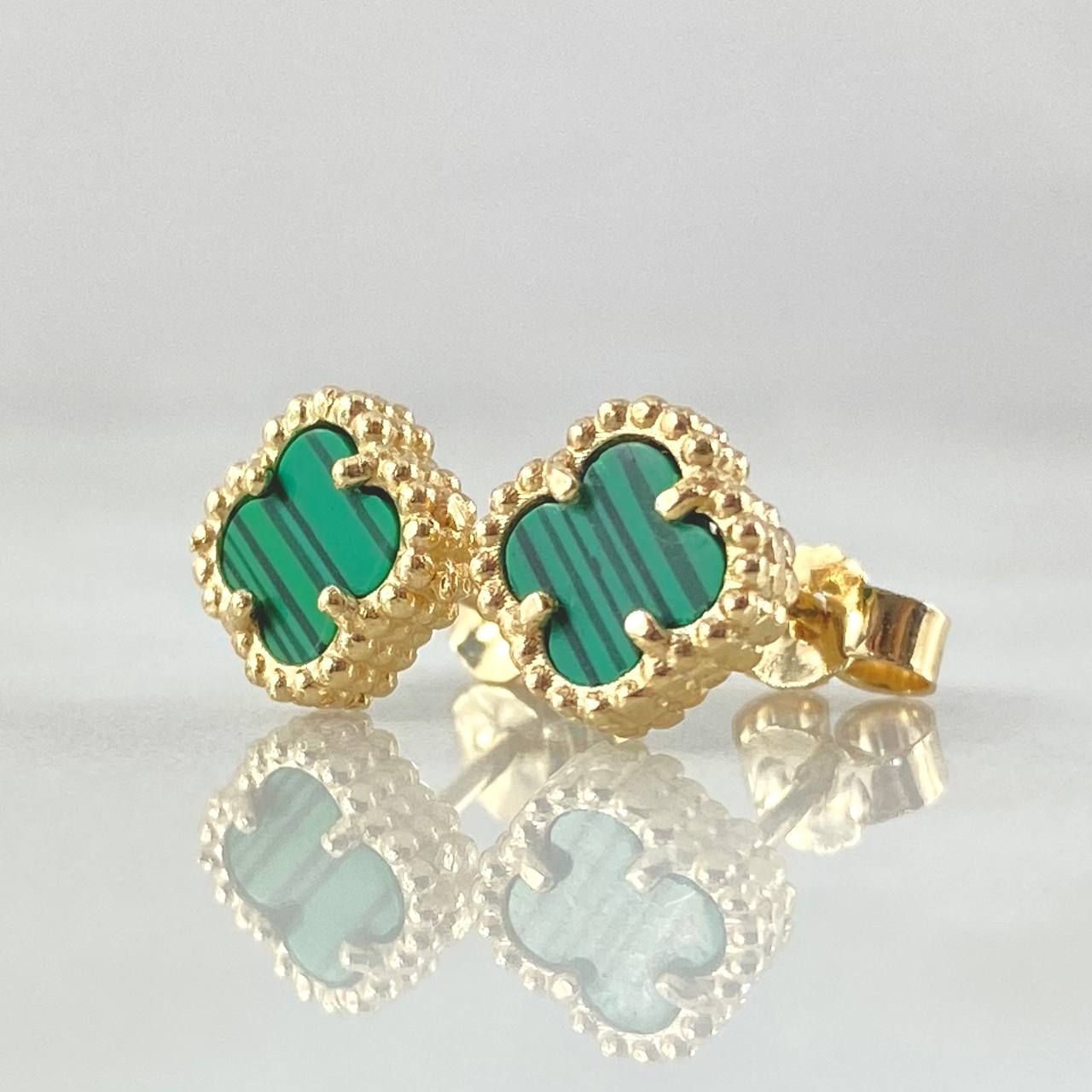 Topos Trebol Verde 1.95gr / Oro Amarillo Nac.Esp. 18K ©
