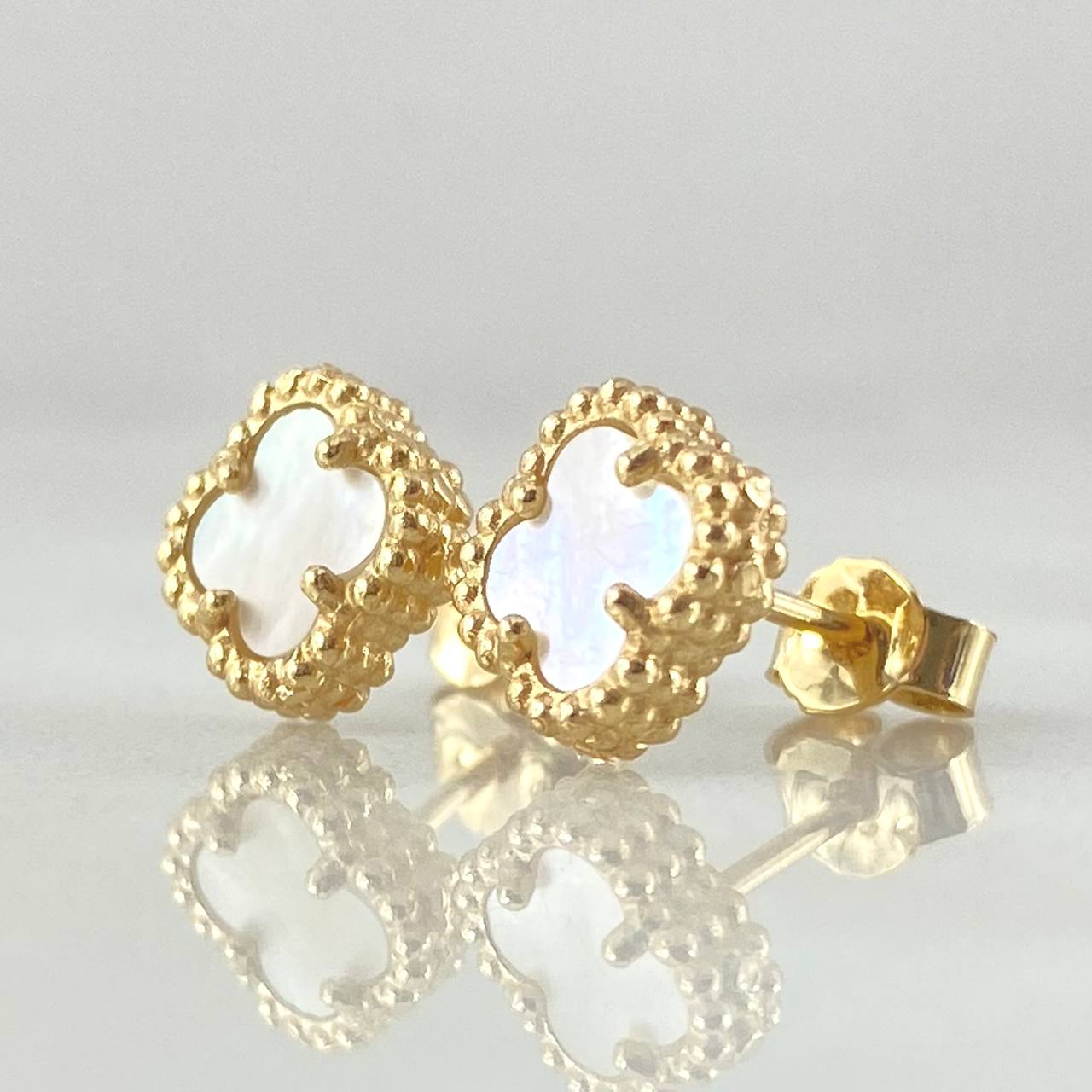 Topos Trebol Blanco 1.9gr / Oro Amarillo Nac.Esp. 18K