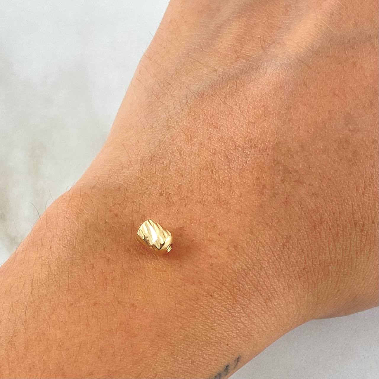 Herraje Cilindro 0.25gr / Oro 18K