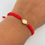 Pulsera Roja Letra V 0.4gr / Oro Amarillo 18K &