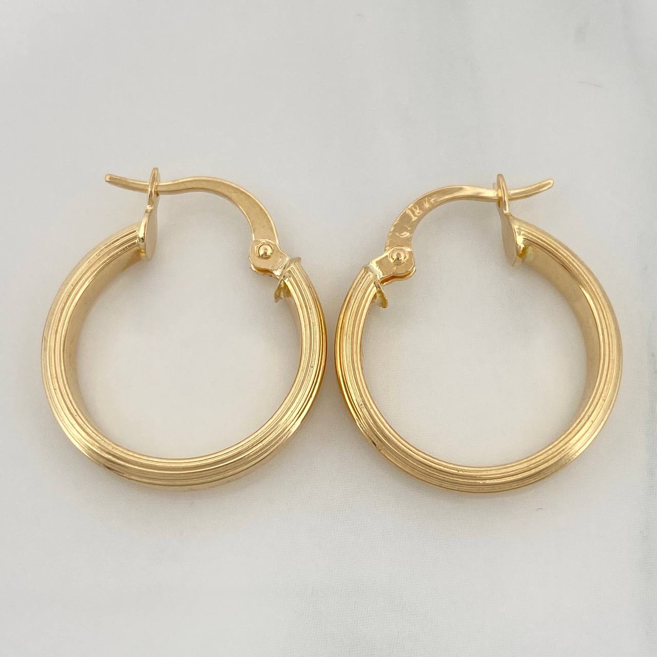 Candongas Winter 1.8 g / 2.2 cm Oro Amarillo 18K