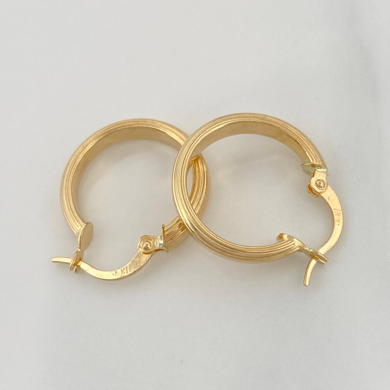 Candongas Winter 1.8 g / 2.2 cm Oro Amarillo 18K
